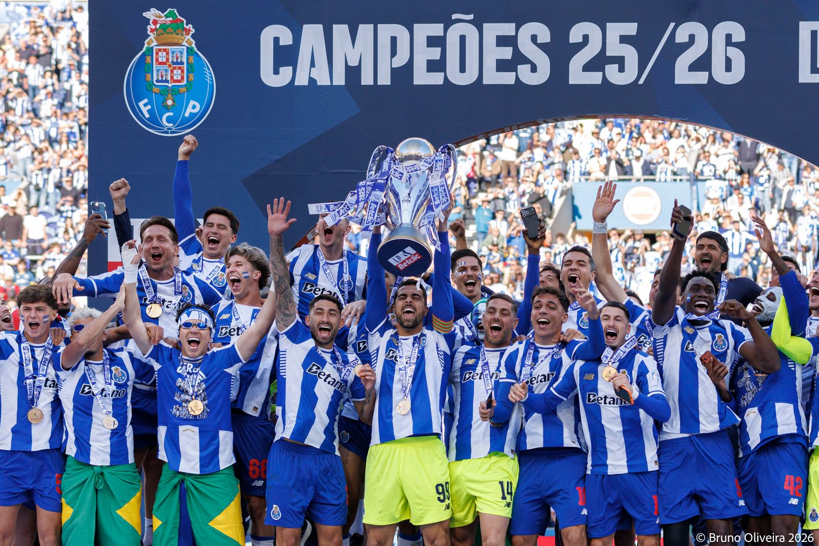 Main image of FC Porto are Champions 25/26!