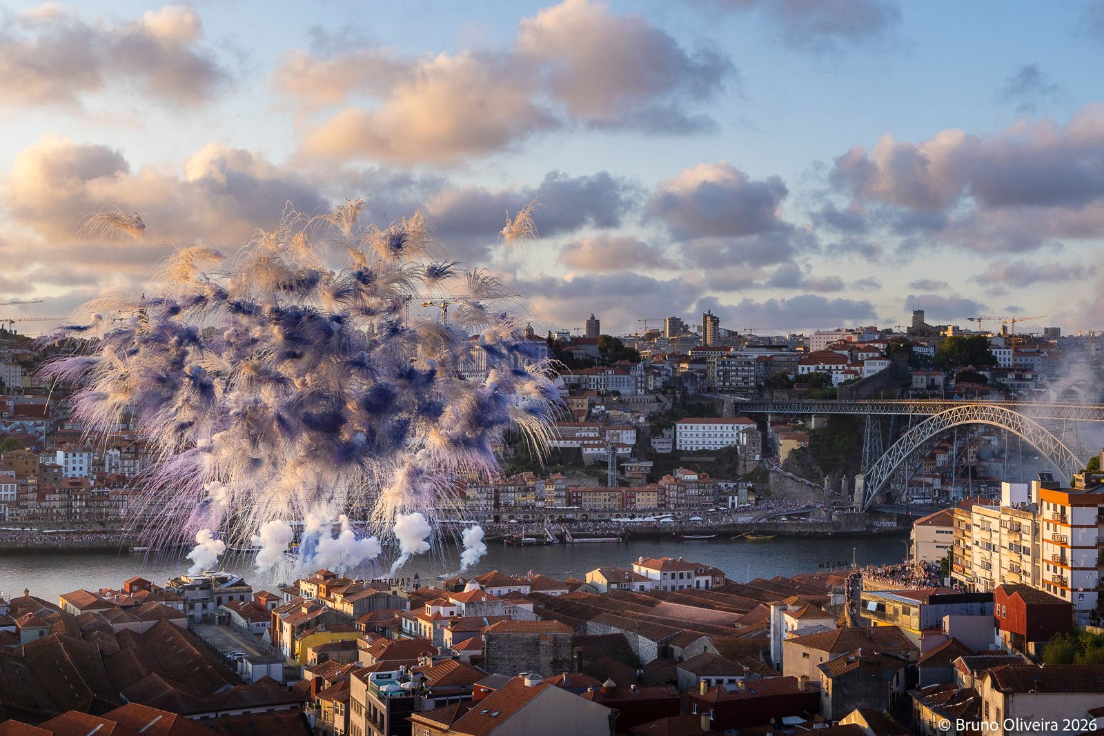 Main image of BABELL: Porto Turns Its Sky Into a Living Canvas for Cai Guo-Qiang’s “One Page”