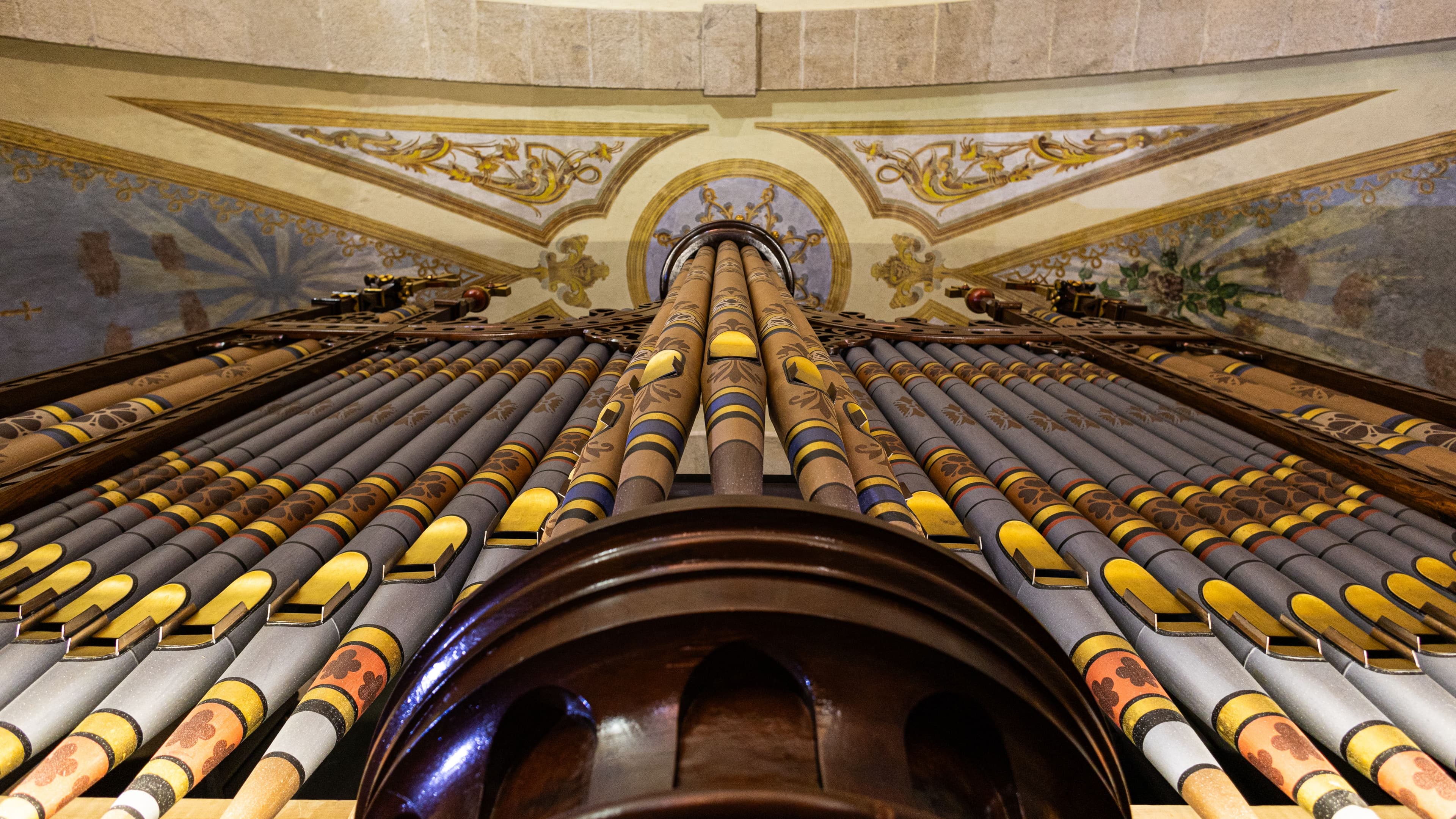 The striking façade of one of the region's peripheral organs, at Igreja Matriz de Valongo. ©Bruno Oliveira